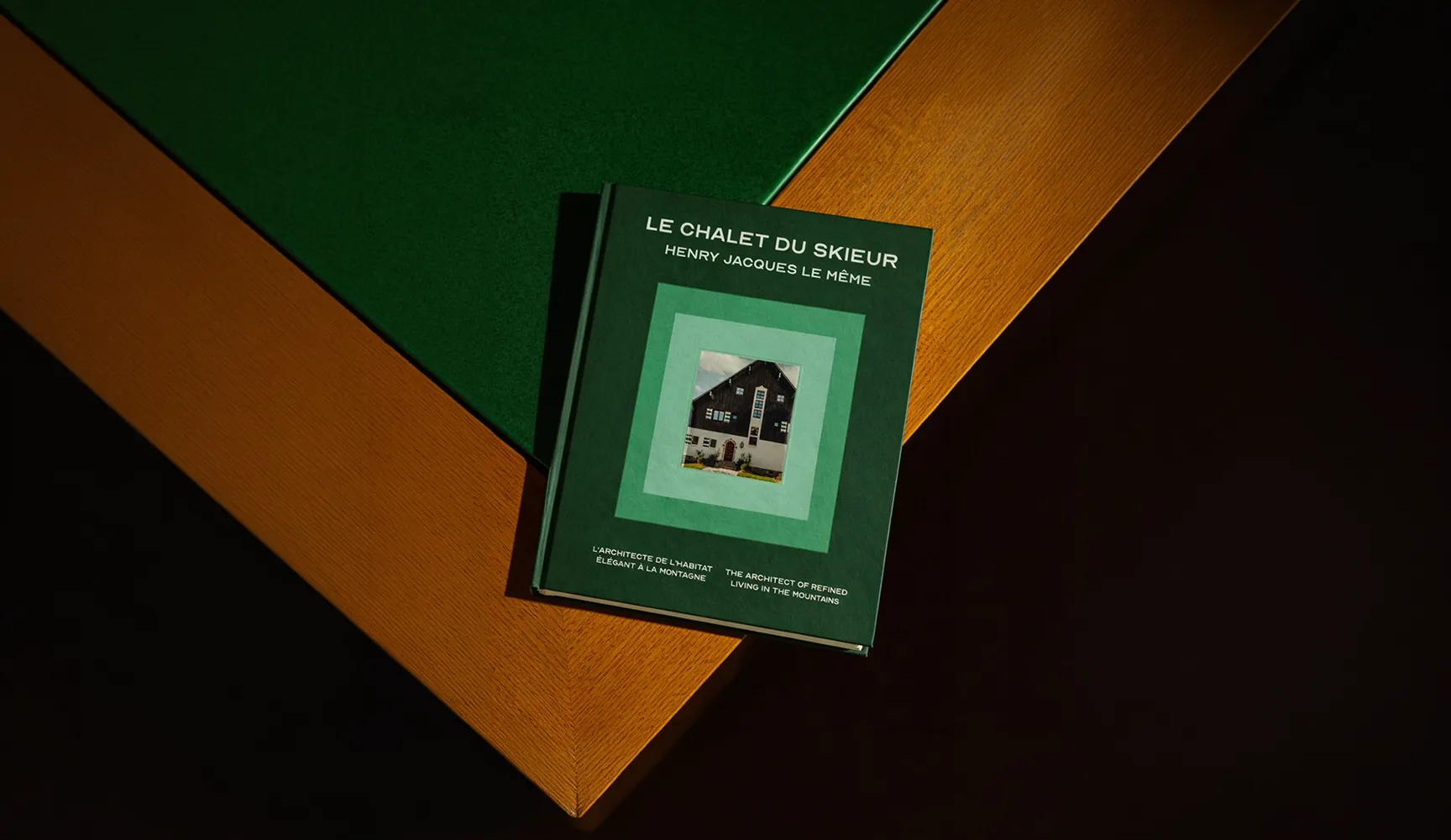 Le Chalet du Skieur — book cover